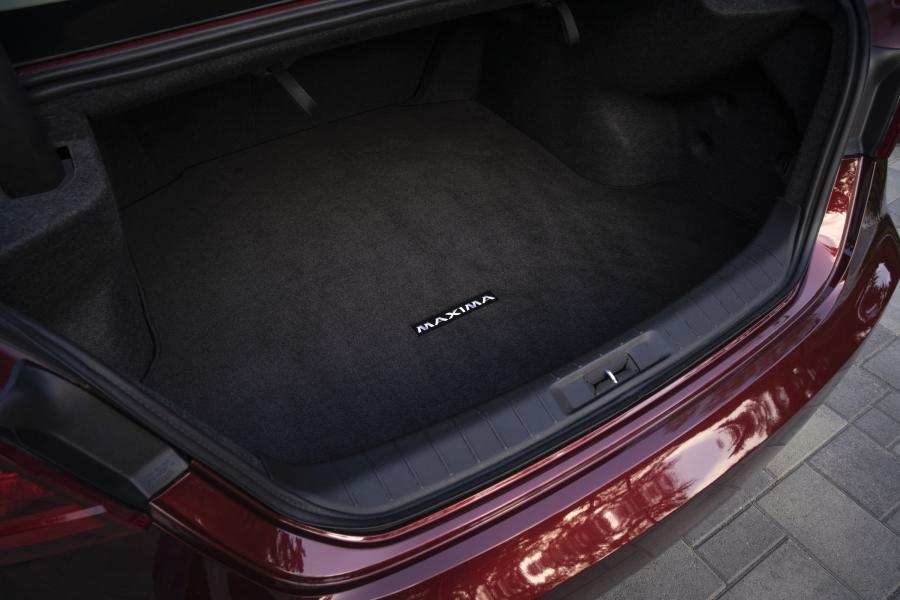 Багажник Nissan Maxima Platinum 2015 года  (NA) (фото 10 из 40)